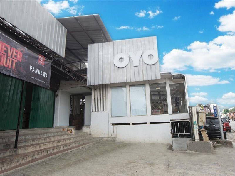 Oyo 298 Gemilang Guesthouse Tangerang Exterior foto