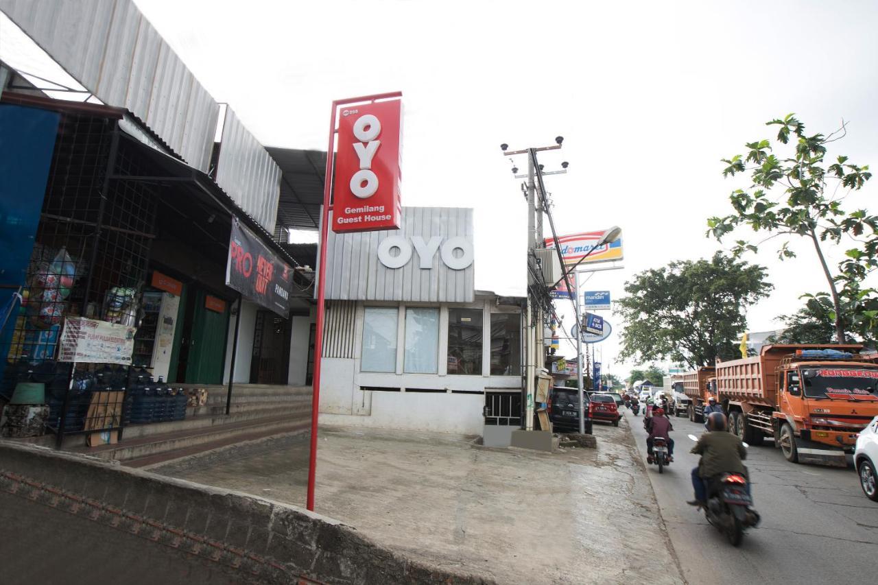 Oyo 298 Gemilang Guesthouse Tangerang Exterior foto