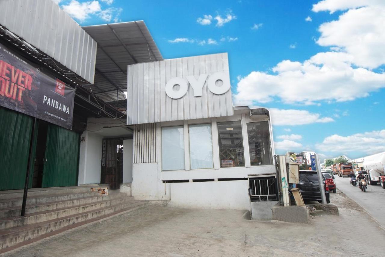 Oyo 298 Gemilang Guesthouse Tangerang Exterior foto